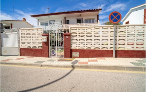 Amazing Home In Torre De Benagalbón With Wifi